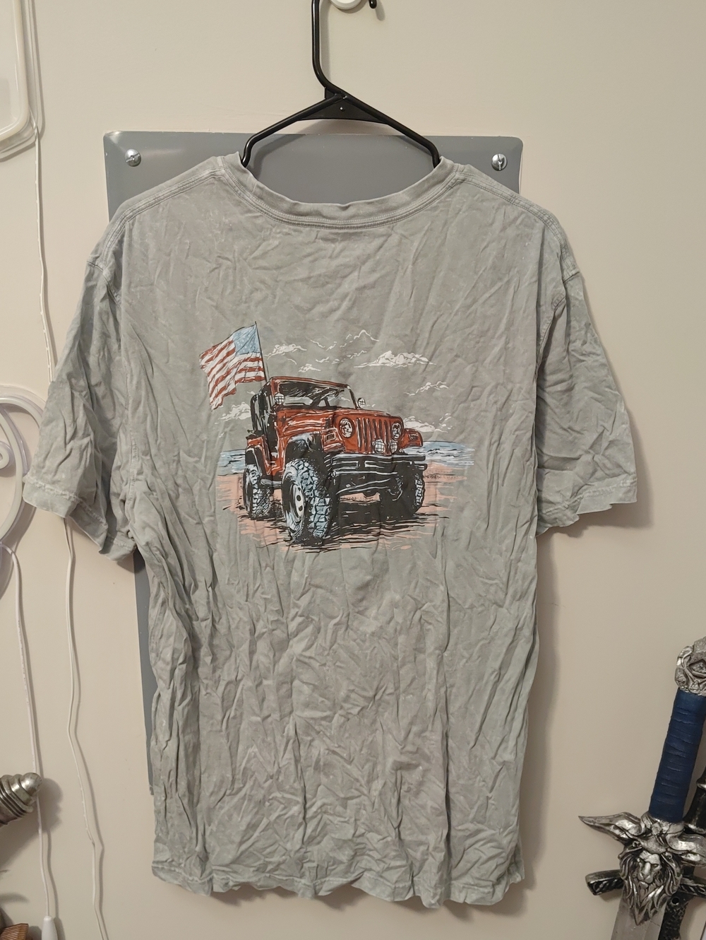 The Southern Shirt Company Gray Tee with Orange Jeep and American Flag Graphic